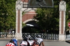 9-THE_CHASE_HEADS_TOWARDS_THE_BUSCH_BREWERY