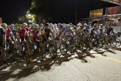 13-Pro_1_men_on_the_line