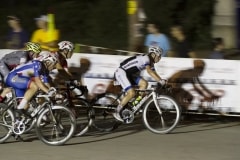16-Daniel_Holloway_marks_the_moves