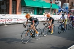 20-optum_chasing-in_the_womens_race