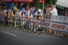 8-the_UHC_leadout_women