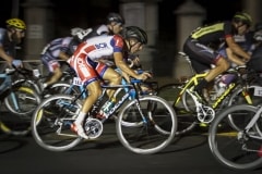 17-a_frantic_pace_dictated_the_mens_race