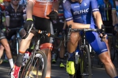 Brad_huff_shows_Alzate_his_skinsuit_modifications
