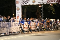 UHC_sets_up_their_leadout